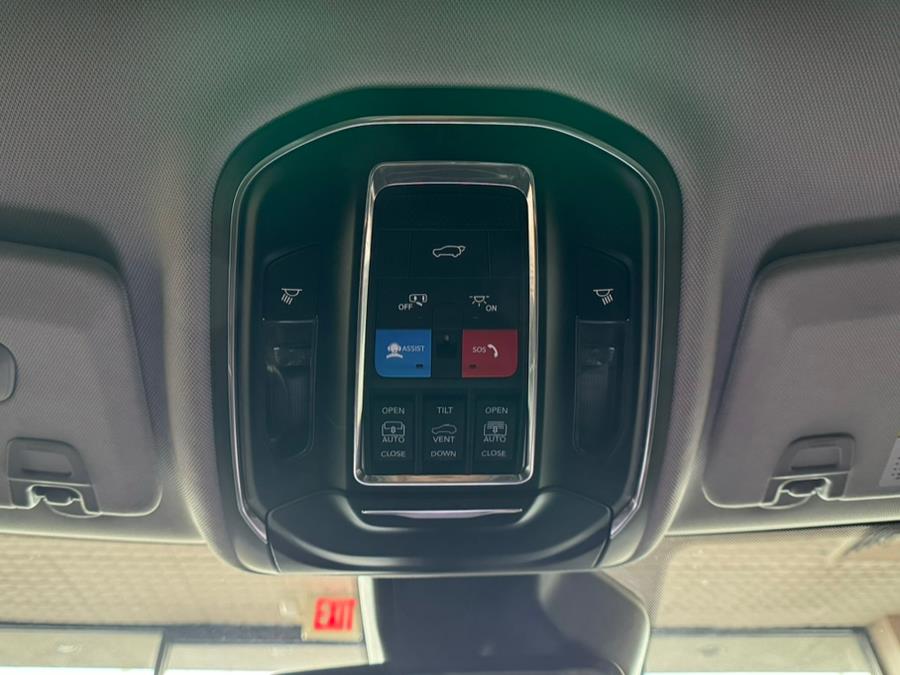 2023 Jeep Grand Cherokee Limited 4x4 photo
