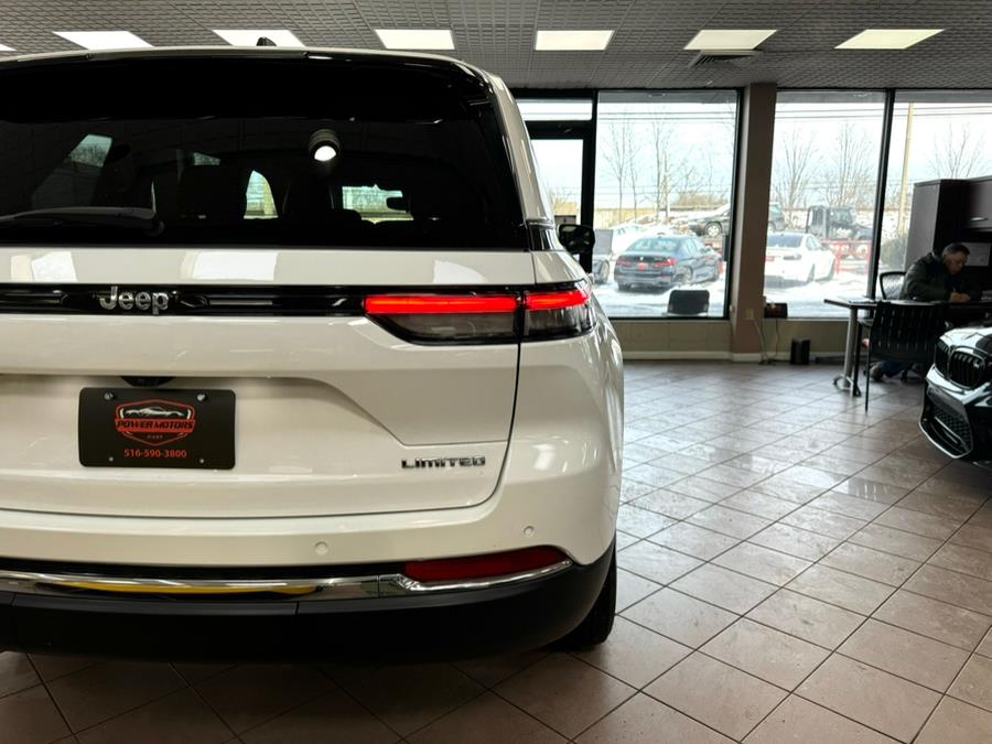 2023 Jeep Grand Cherokee Limited 4x4 photo