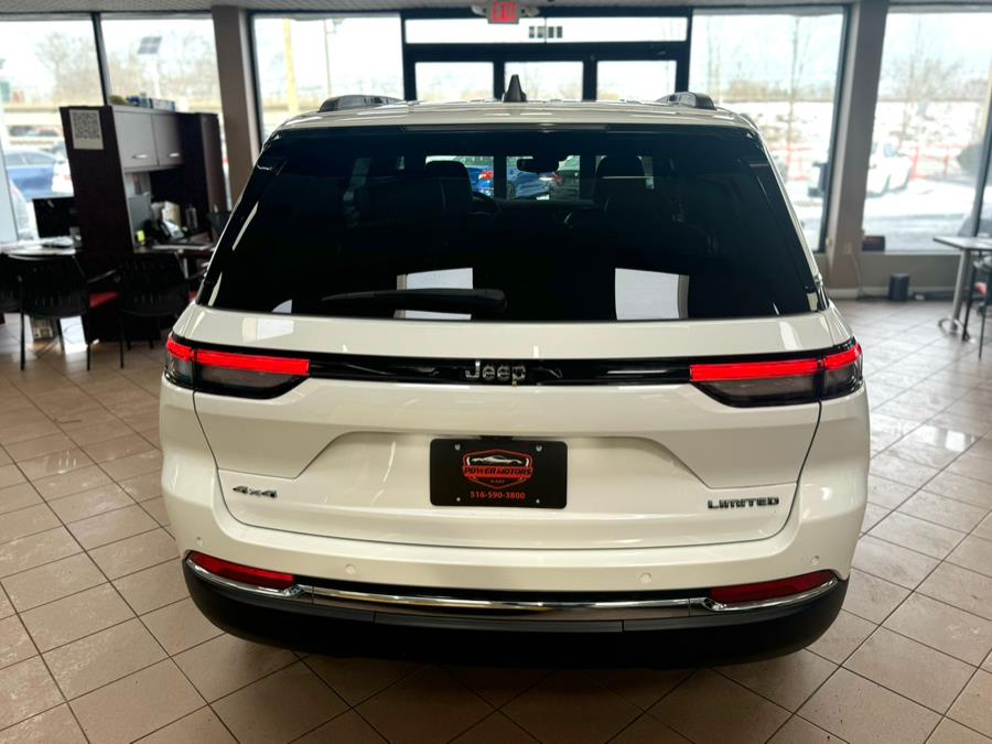 2023 Jeep Grand Cherokee Limited 4x4 photo