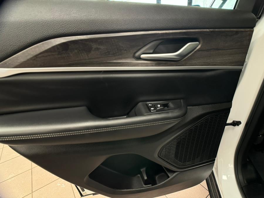 2023 Jeep Grand Cherokee Limited 4x4 photo