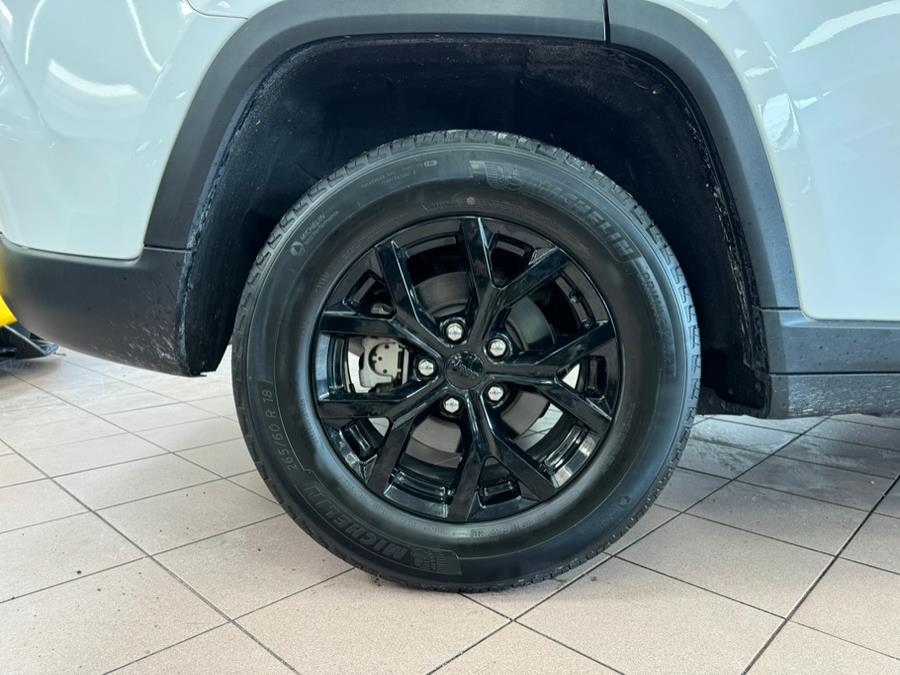 2023 Jeep Grand Cherokee Limited 4x4 photo