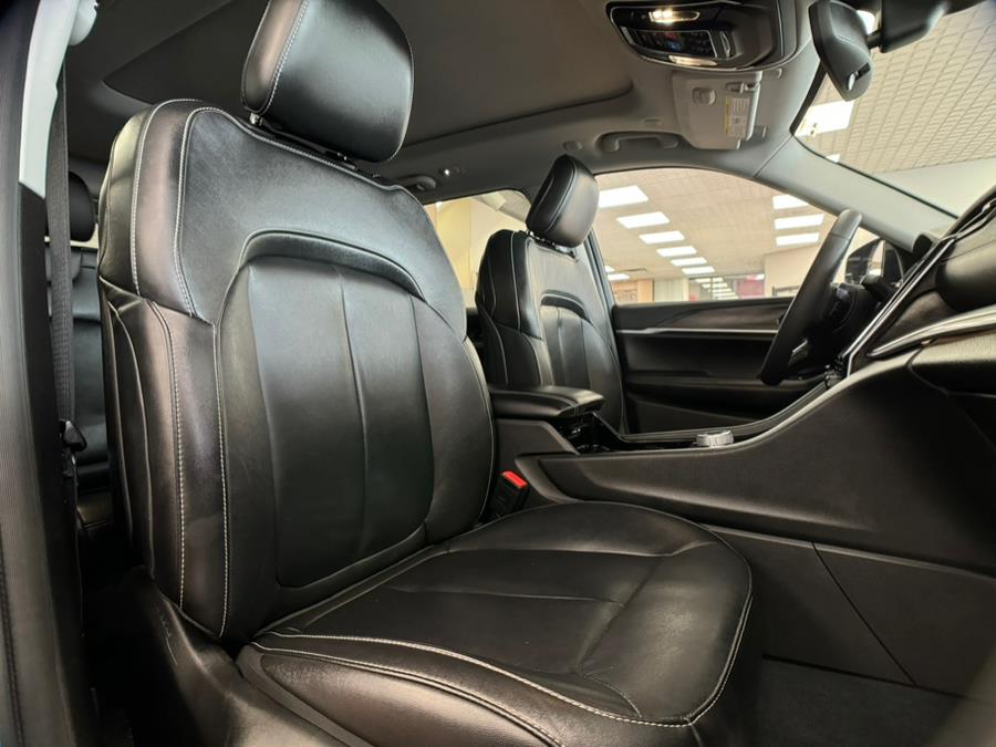 2023 Jeep Grand Cherokee Limited 4x4 photo