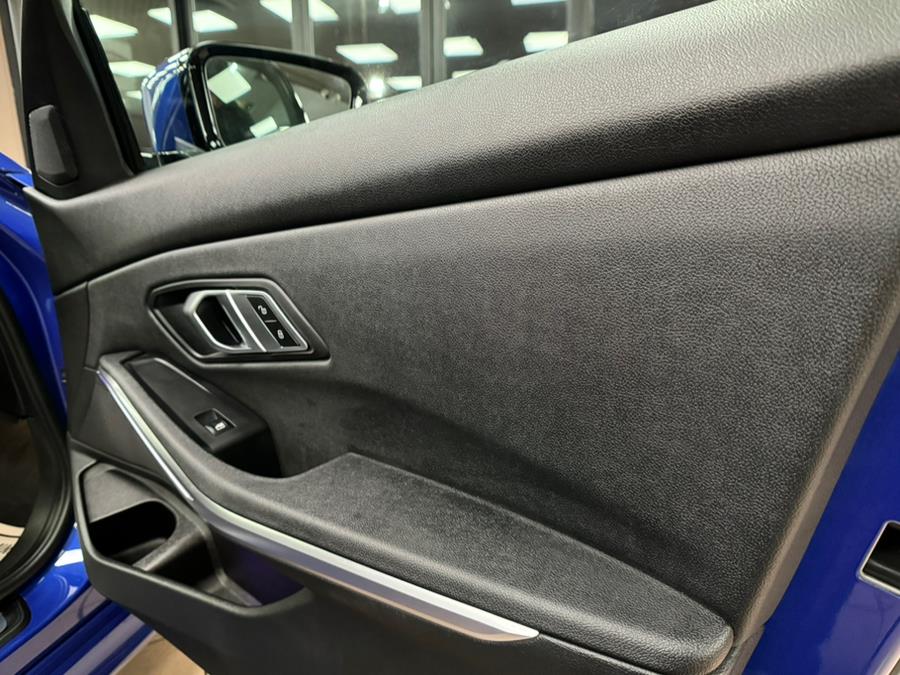 2021 BMW 3-Series 330i xDrive Sedan North Americ photo
