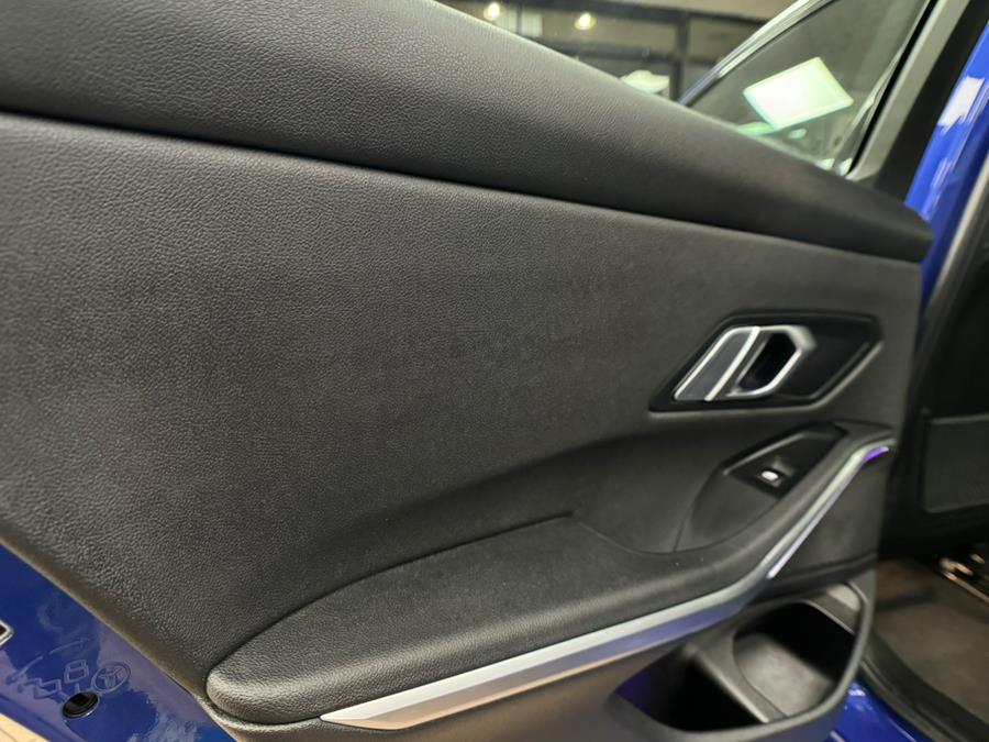 2021 BMW 3-Series 330i xDrive Sedan North Americ photo