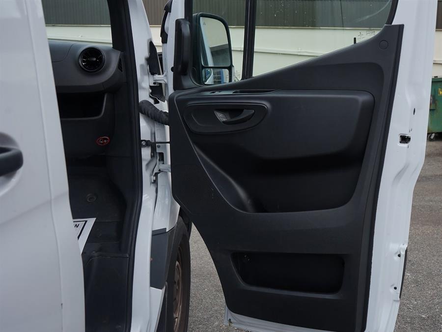 2021 Mercedes-Benz Sprinter 2500 Cargo 170 WB photo