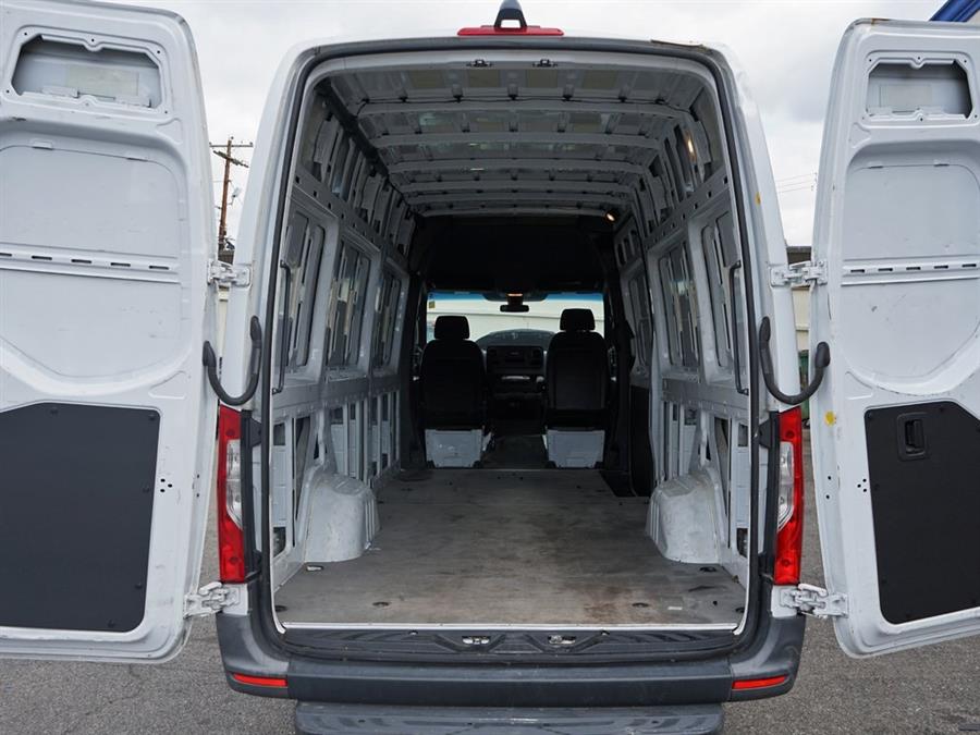 2021 Mercedes-Benz Sprinter 2500 Cargo 170 WB photo