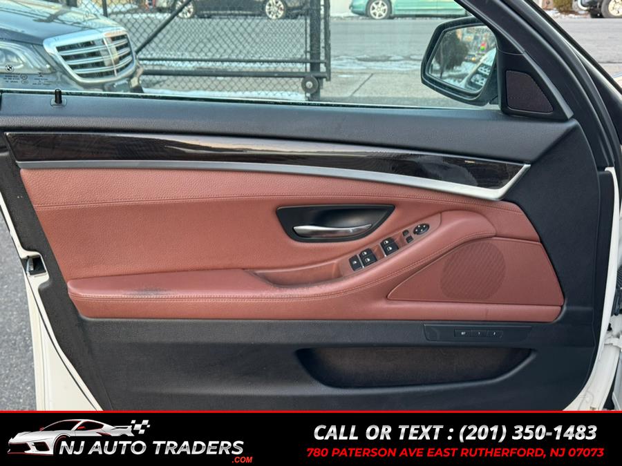 2015 BMW 5-Series 4dr Sdn 528i xDrive AWD photo