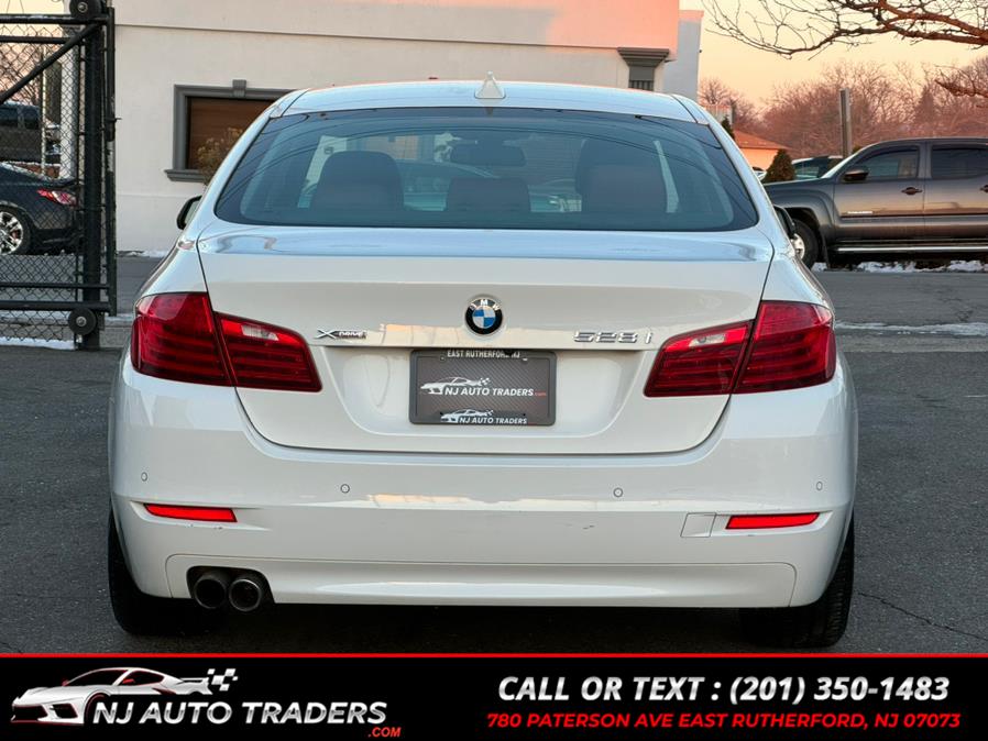 2015 BMW 5-Series 4dr Sdn 528i xDrive AWD photo