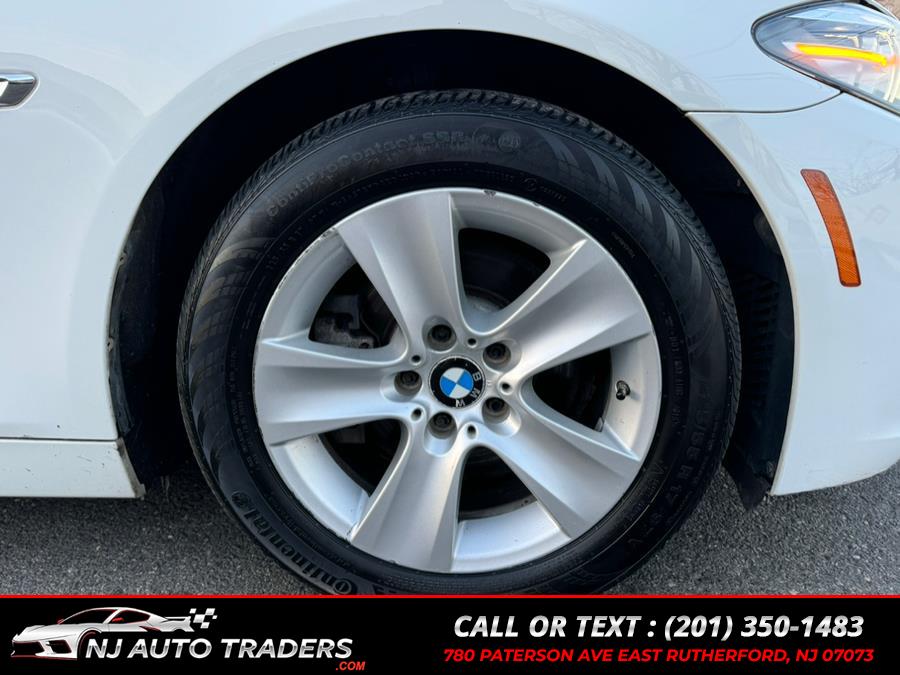 2015 BMW 5-Series 4dr Sdn 528i xDrive AWD photo