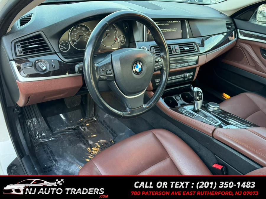 2015 BMW 5-Series 4dr Sdn 528i xDrive AWD photo