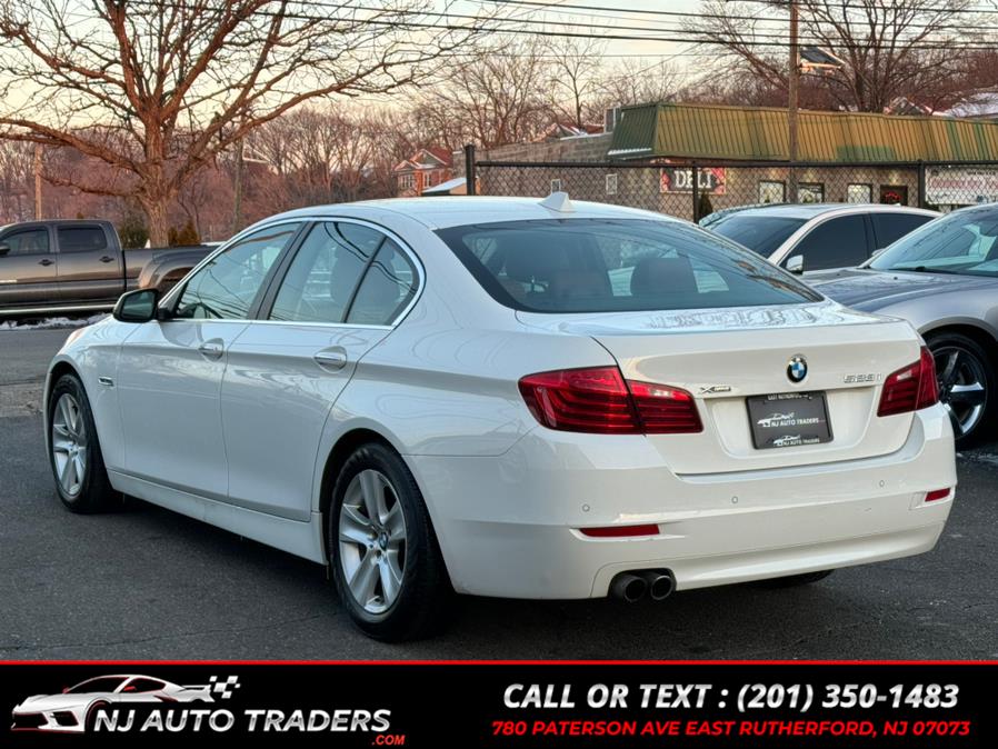 2015 BMW 5-Series 4dr Sdn 528i xDrive AWD photo