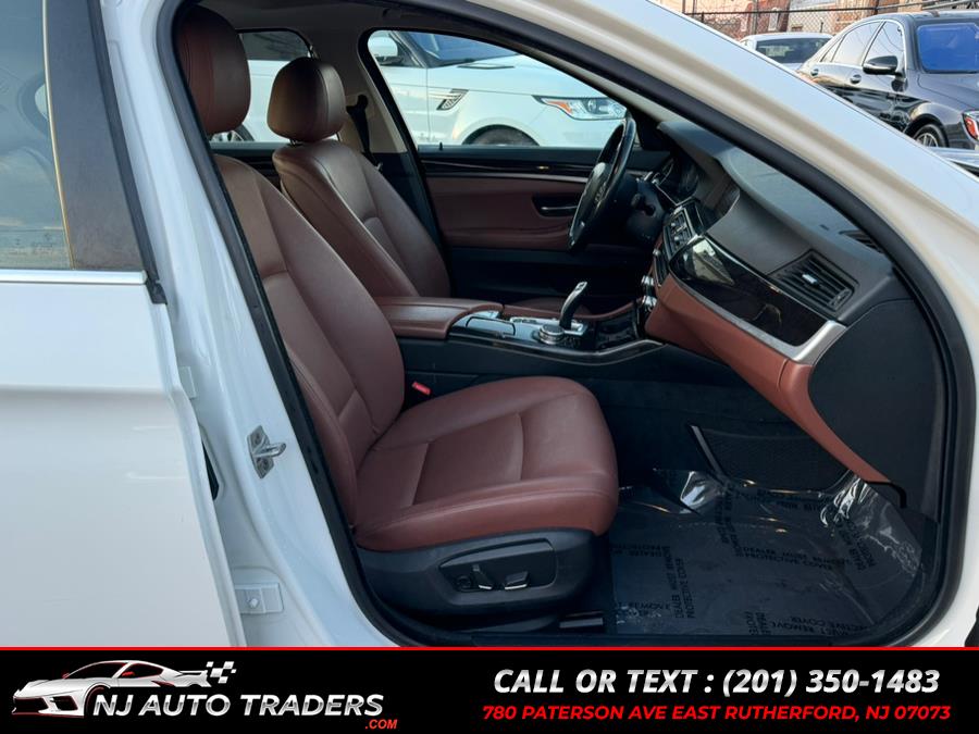 2015 BMW 5-Series 4dr Sdn 528i xDrive AWD photo