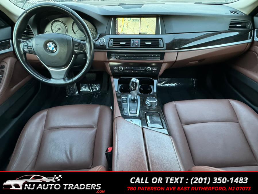 2015 BMW 5-Series 4dr Sdn 528i xDrive AWD photo