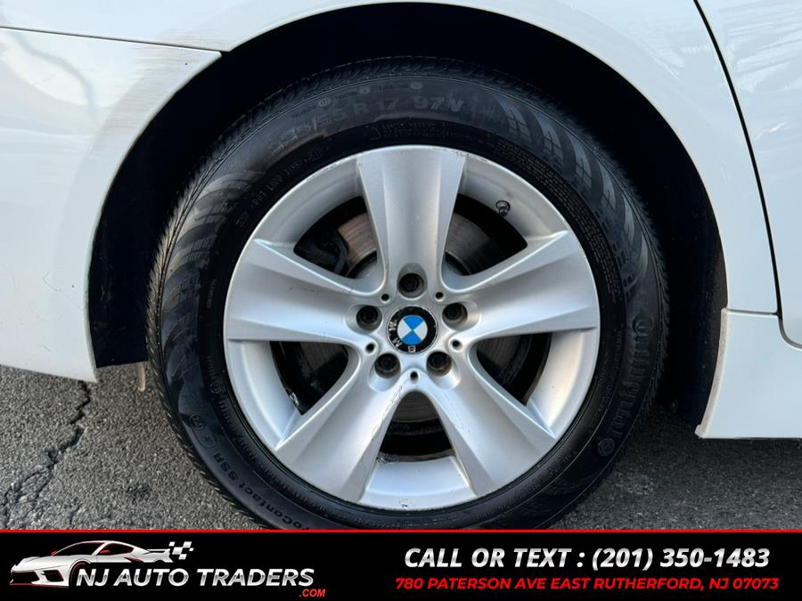 2015 BMW 5-Series 4dr Sdn 528i xDrive AWD photo