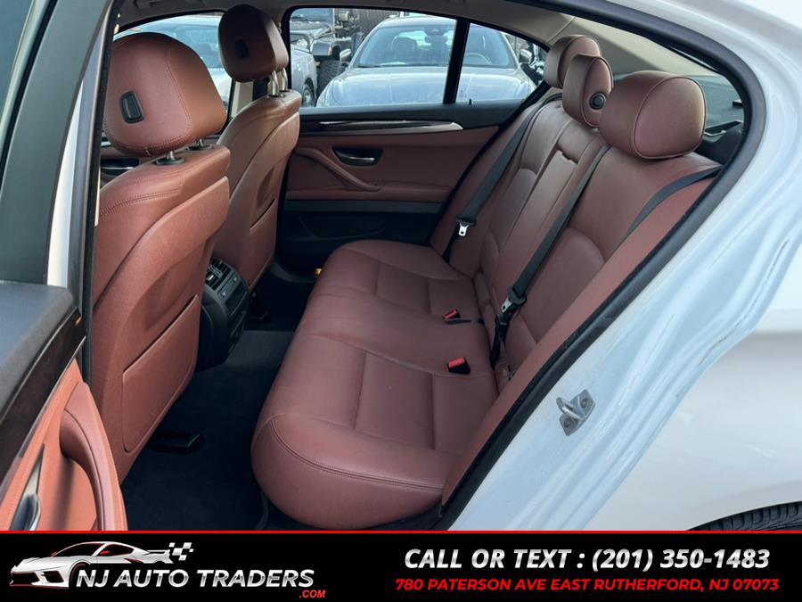 2015 BMW 5-Series 4dr Sdn 528i xDrive AWD photo