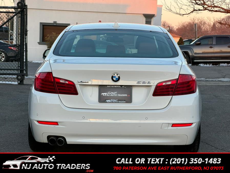 2015 BMW 5-Series 4dr Sdn 528i xDrive AWD photo