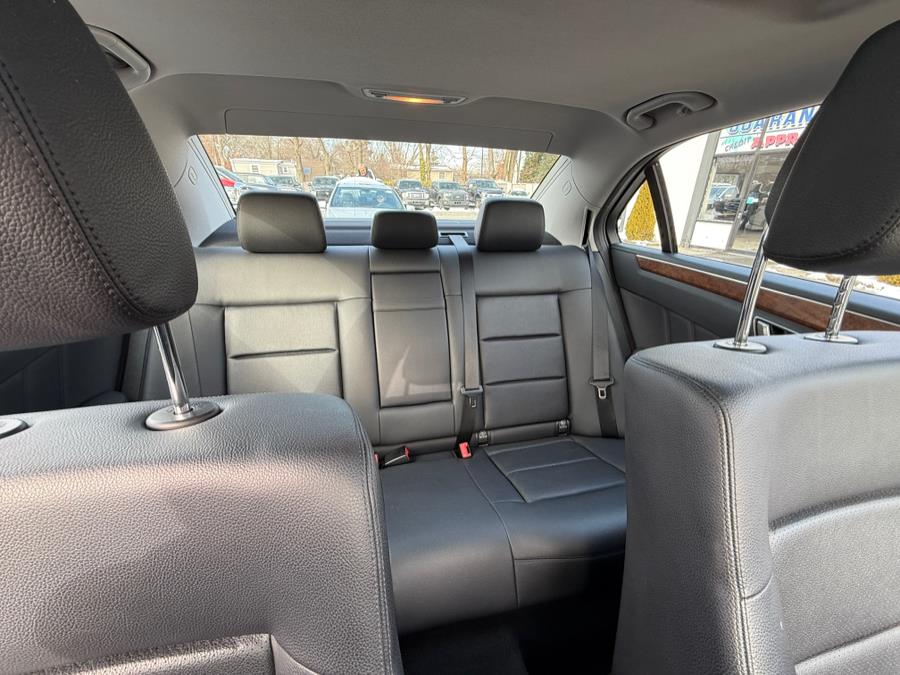 2012 Mercedes-Benz E-Class E350 Luxury photo