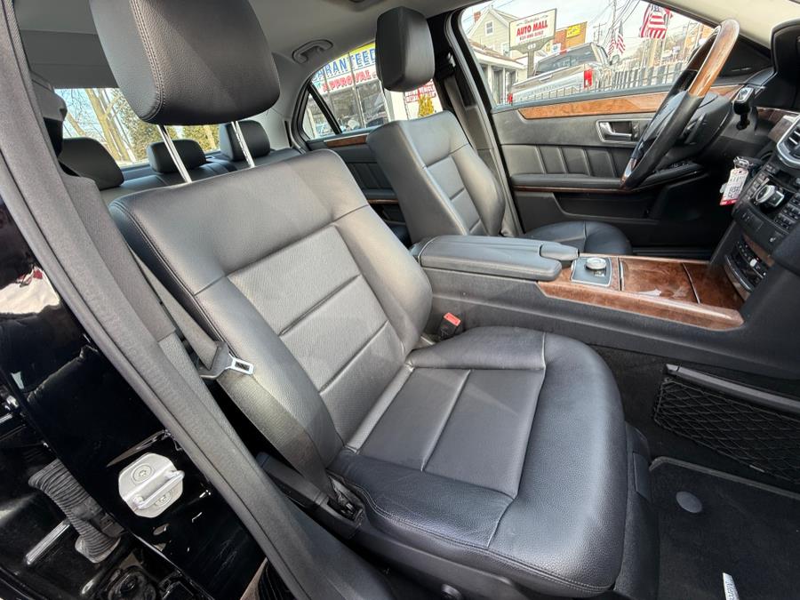 2012 Mercedes-Benz E-Class E350 Luxury photo