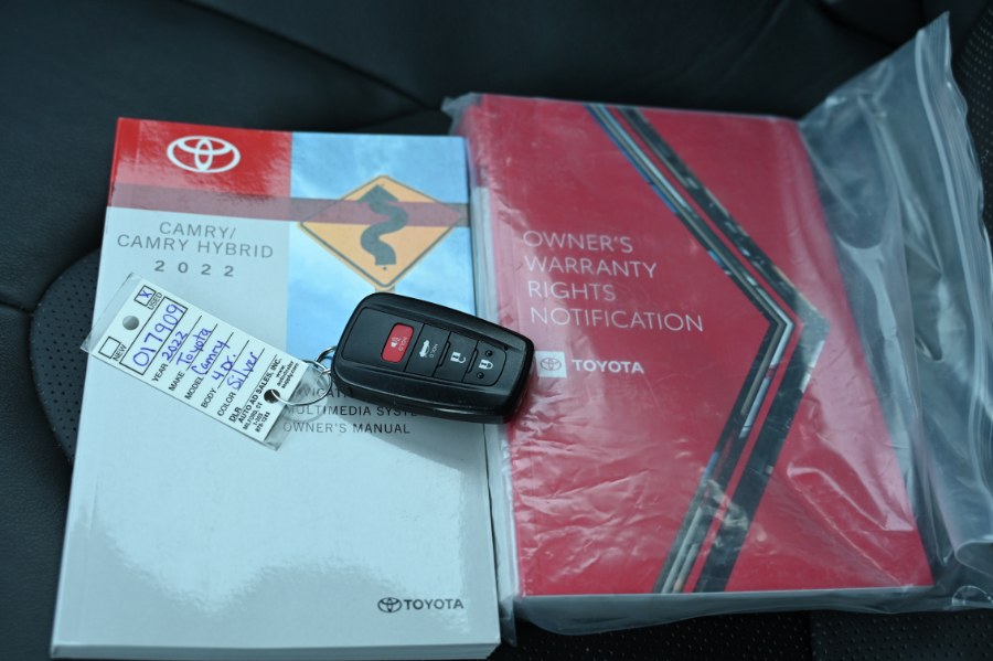 2022 Toyota Camry XSE Auto photo