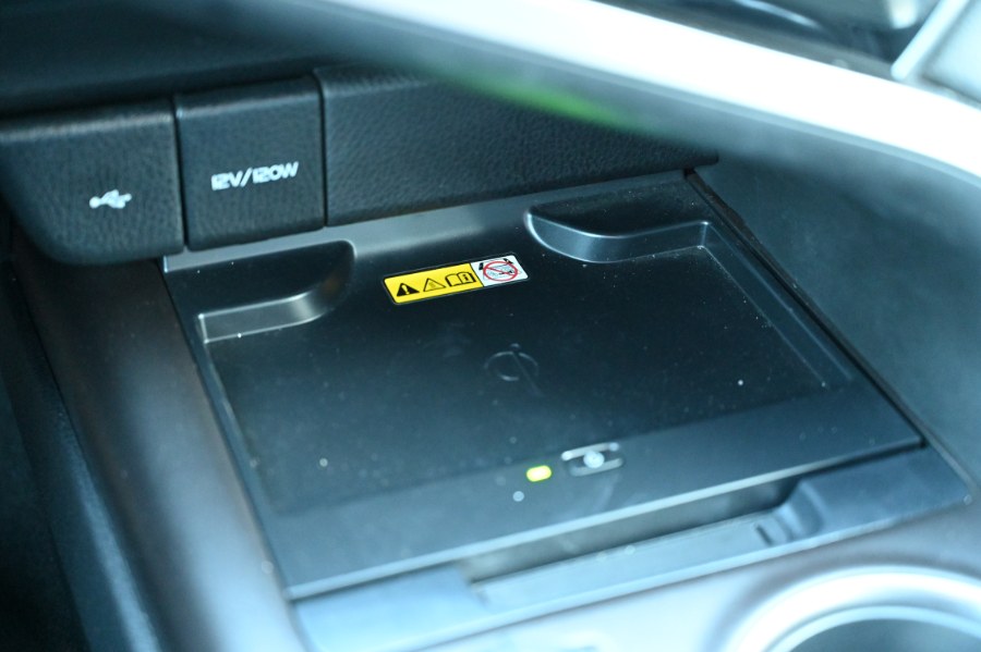 2022 Toyota Camry XSE Auto photo