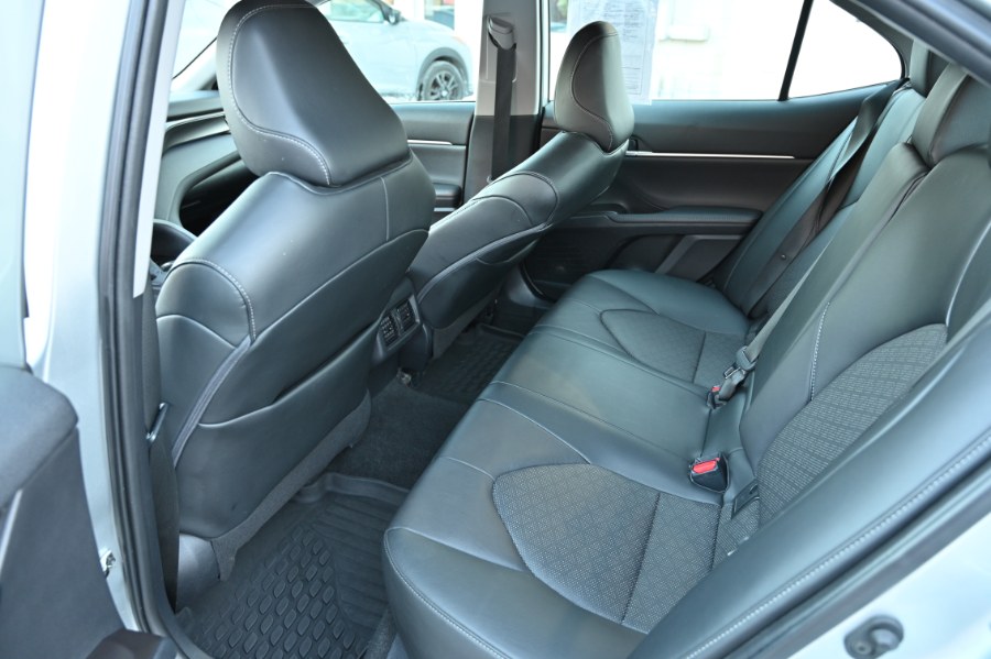 2022 Toyota Camry XSE Auto photo