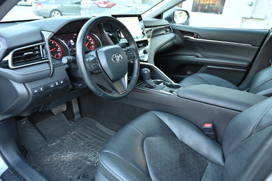 2022 Toyota Camry XSE Auto photo
