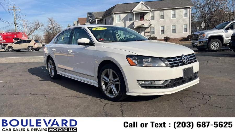 2015 Volkswagen Passat V6 SEL Premium Sedan 4D photo