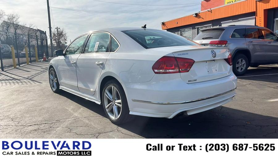 2015 Volkswagen Passat V6 SEL Premium Sedan 4D photo