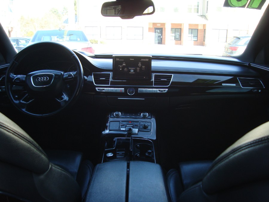 2015 Audi A8 L 4dr Sdn 3.0T photo