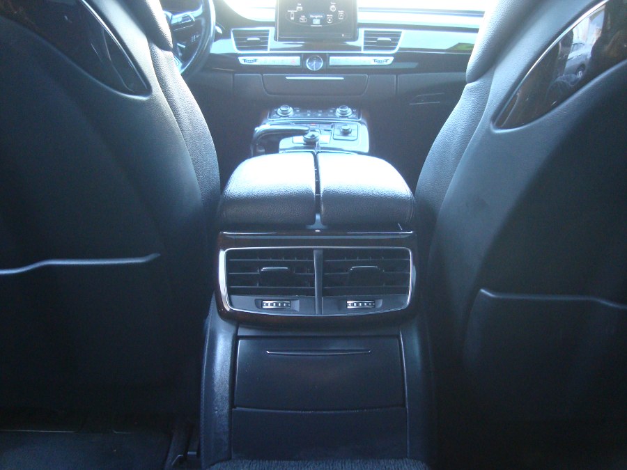 2015 Audi A8 L 4dr Sdn 3.0T photo