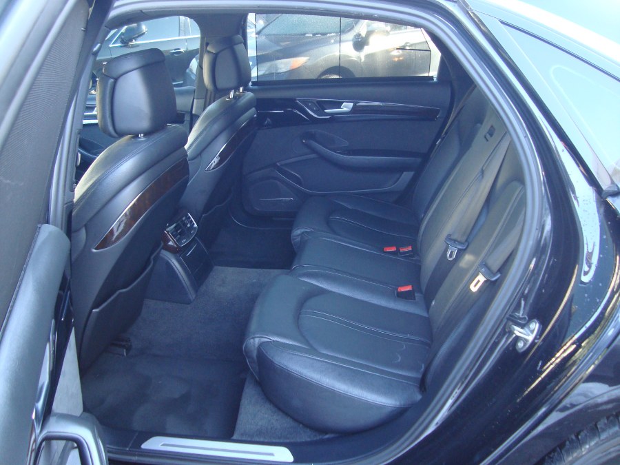 2015 Audi A8 L 4dr Sdn 3.0T photo