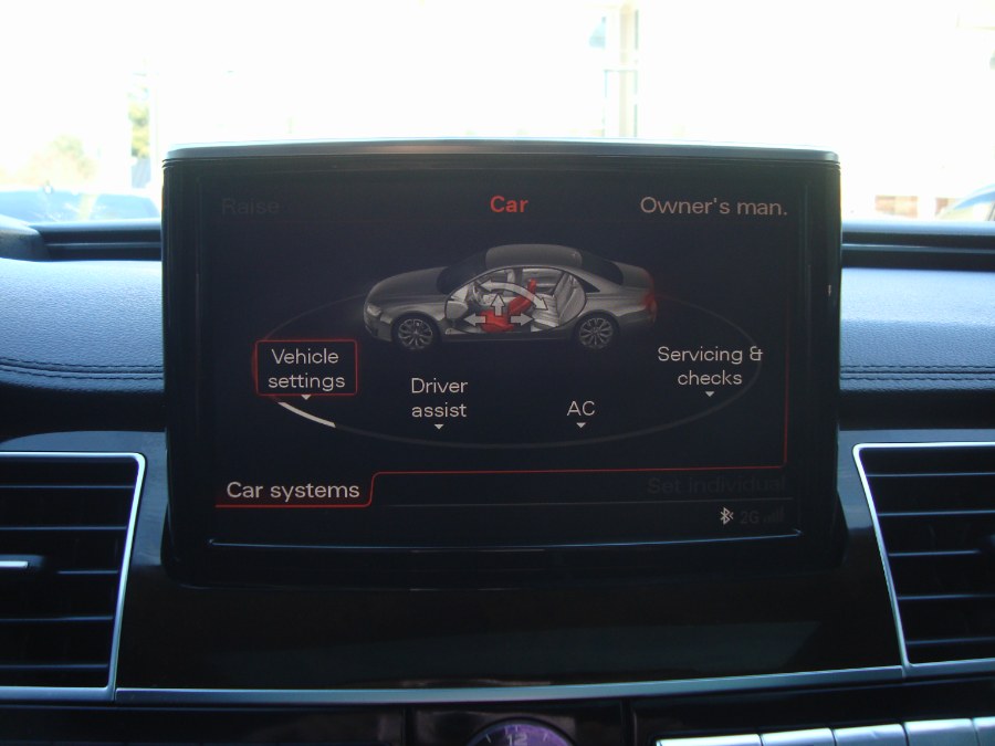 2015 Audi A8 L 4dr Sdn 3.0T photo