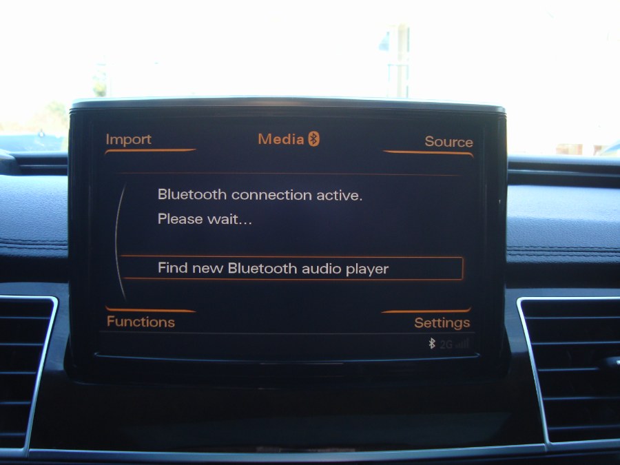 2015 Audi A8 L 4dr Sdn 3.0T photo