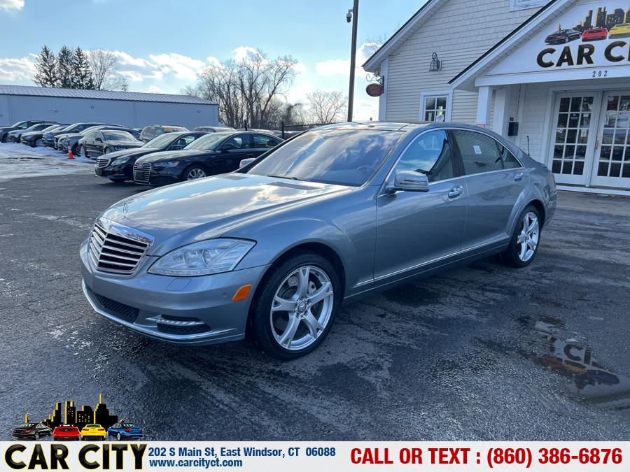 2013 Mercedes-Benz S-Class S550 4MATIC photo