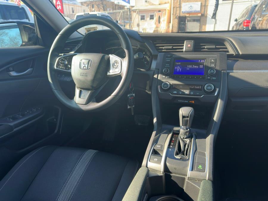 2020 Honda CIVIC SEDAN LX CVT photo