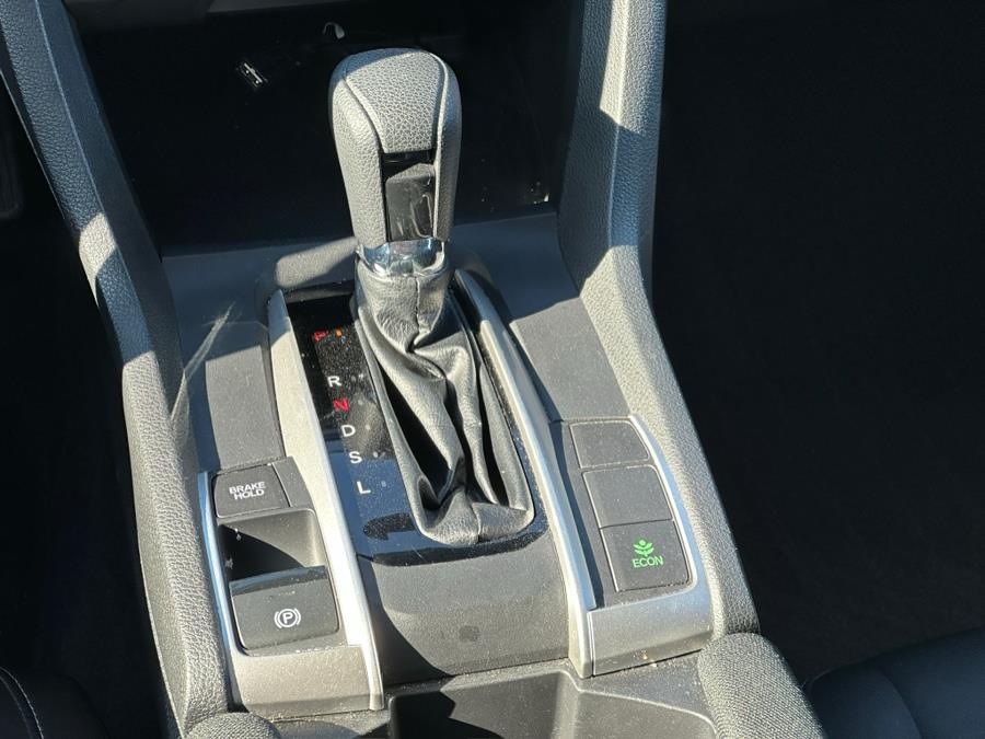 2020 Honda CIVIC SEDAN LX CVT photo