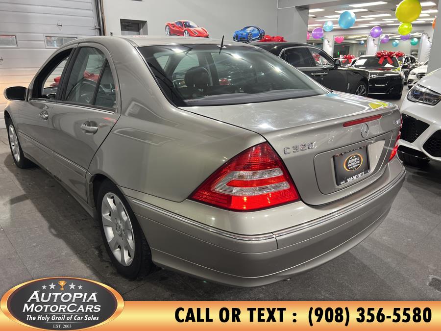 2005 Mercedes-Benz C-Class C320 photo