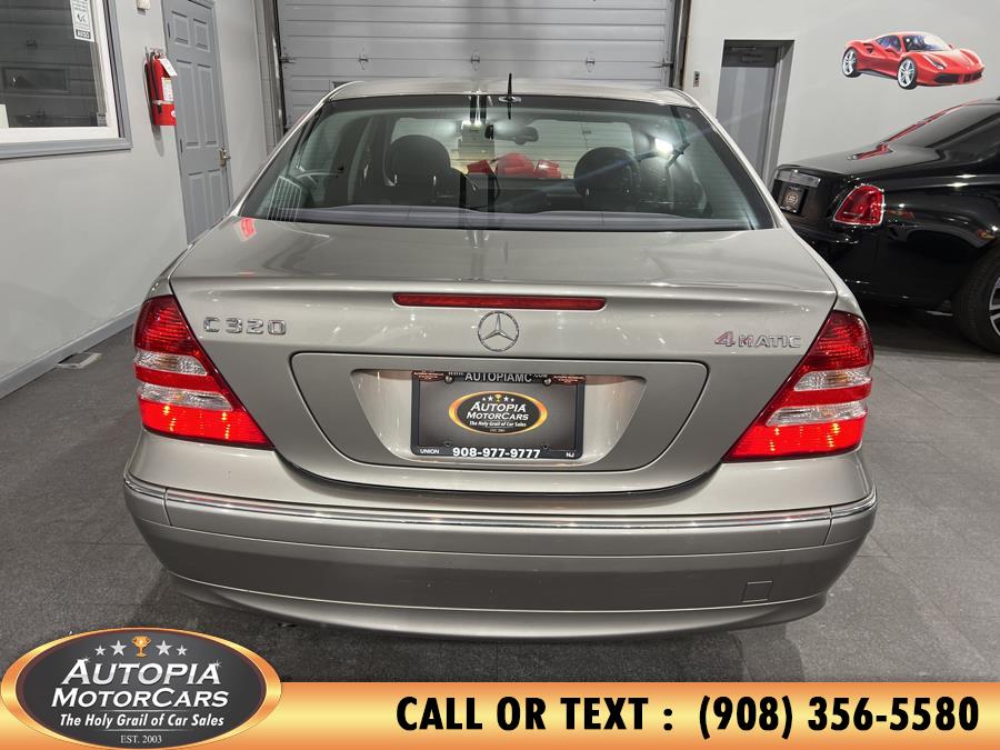 2005 Mercedes-Benz C-Class C320 photo