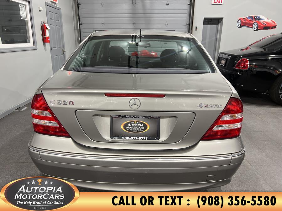 2005 Mercedes-Benz C-Class C320 photo