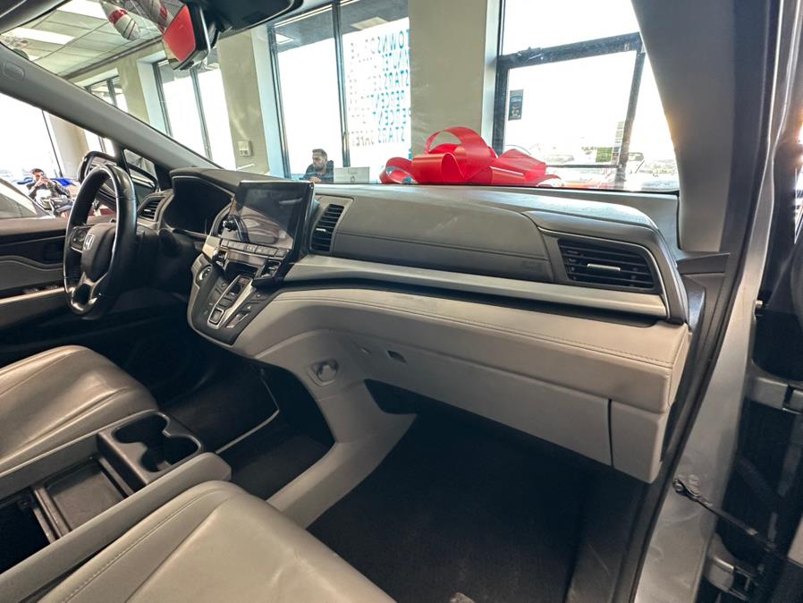 2019 Honda Odyssey EX-L w/Navi/RES Auto photo