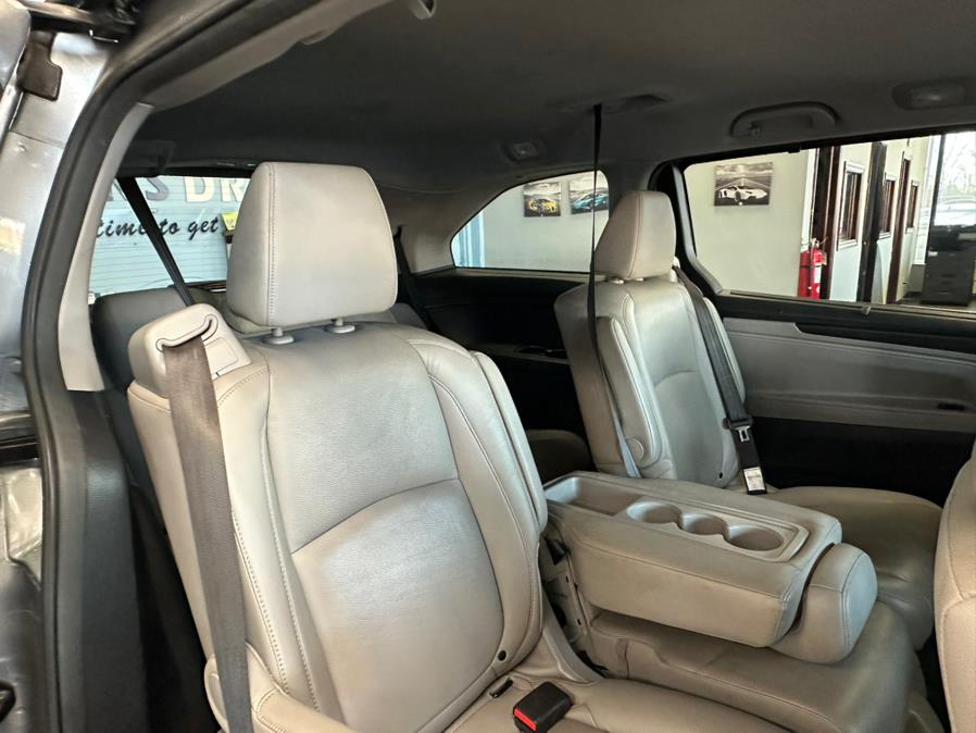 2019 Honda Odyssey EX-L w/Navi/RES Auto photo