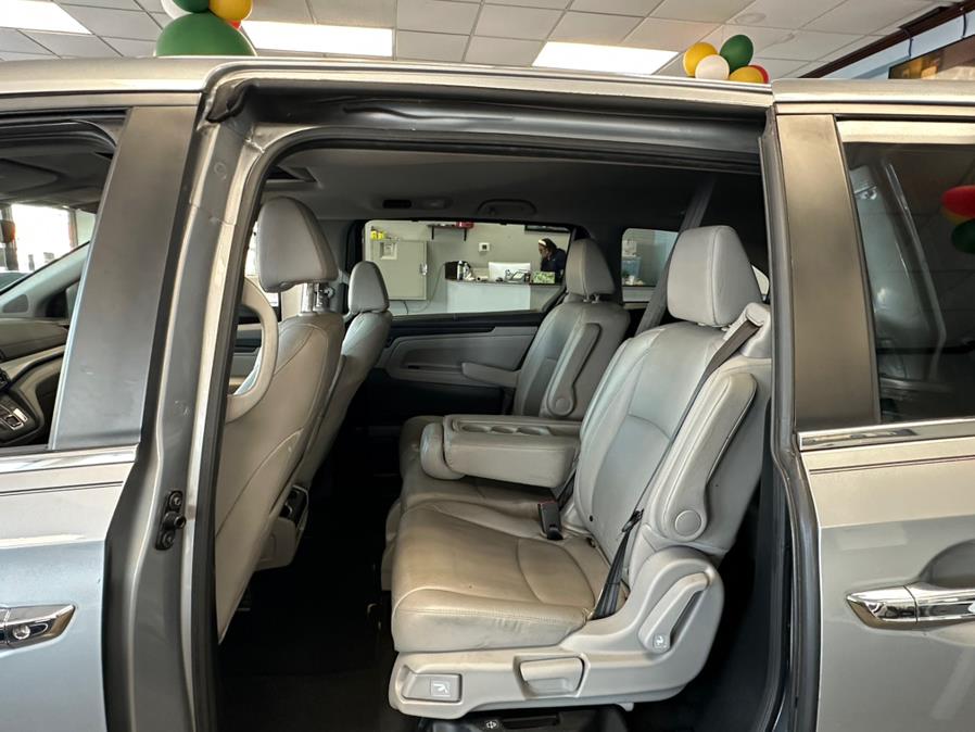 2019 Honda Odyssey EX-L w/Navi/RES Auto photo