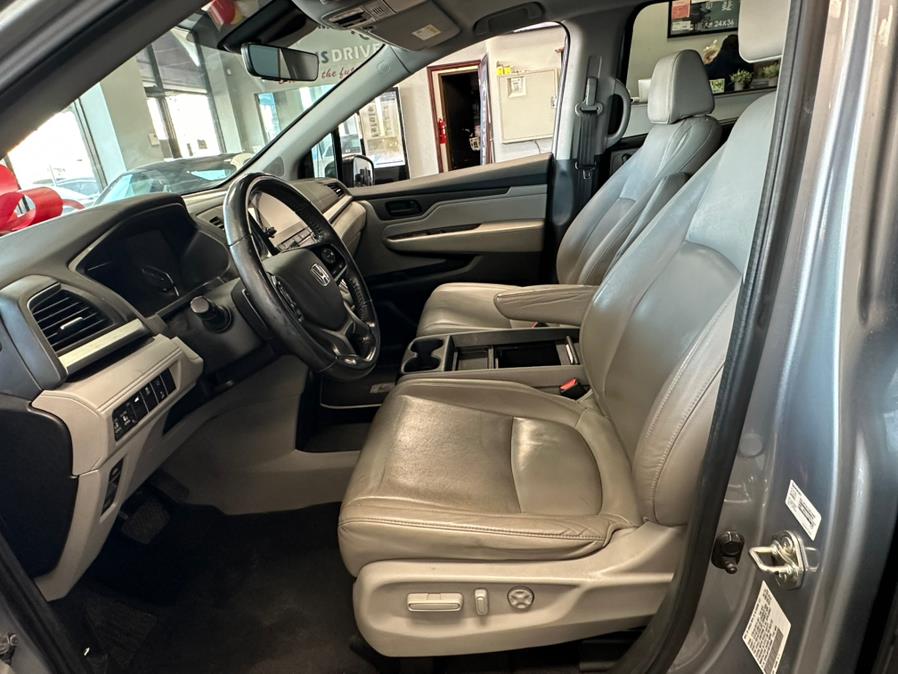 2019 Honda Odyssey EX-L w/Navi/RES Auto photo
