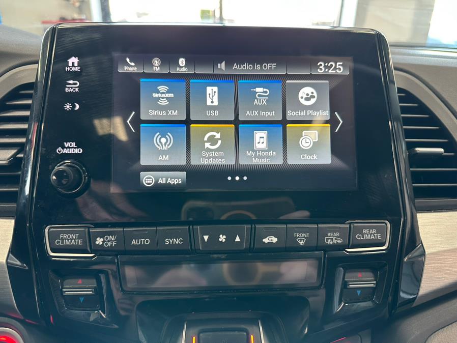 2019 Honda Odyssey EX-L w/Navi/RES Auto photo