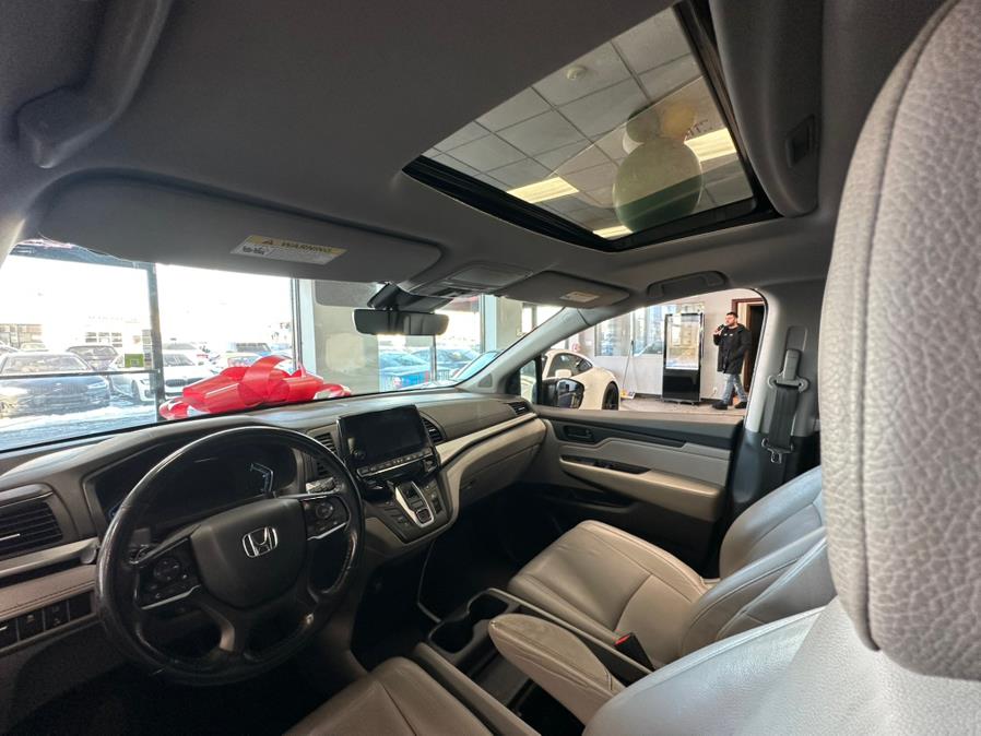 2019 Honda Odyssey EX-L w/Navi/RES Auto photo