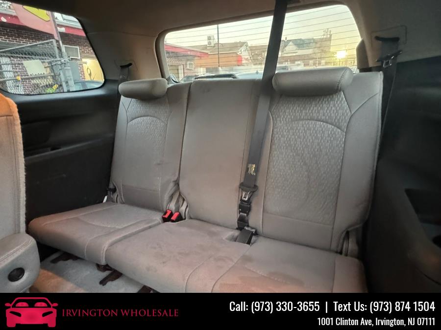 2012 GMC Acadia SLE photo