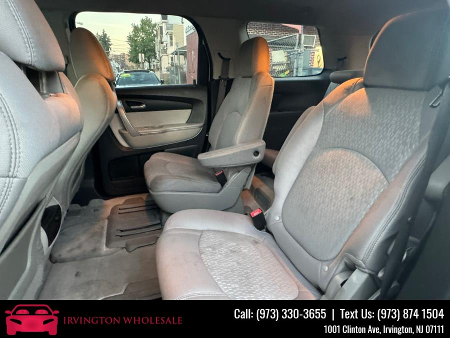 2012 GMC Acadia SLE photo