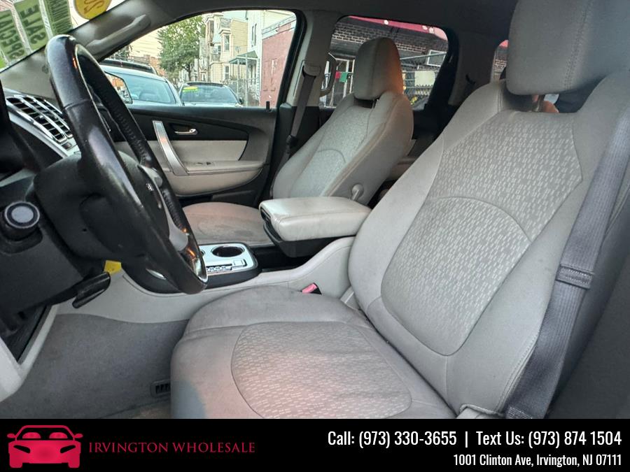 2012 GMC Acadia SLE photo
