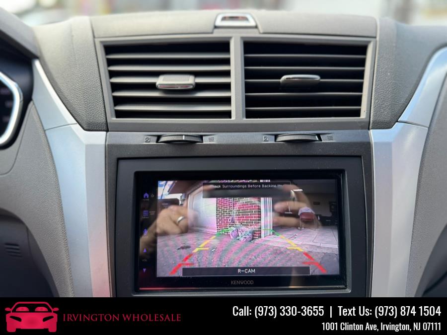 2011 Chevrolet Traverse LS photo