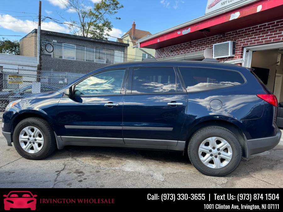 2011 Chevrolet Traverse LS photo
